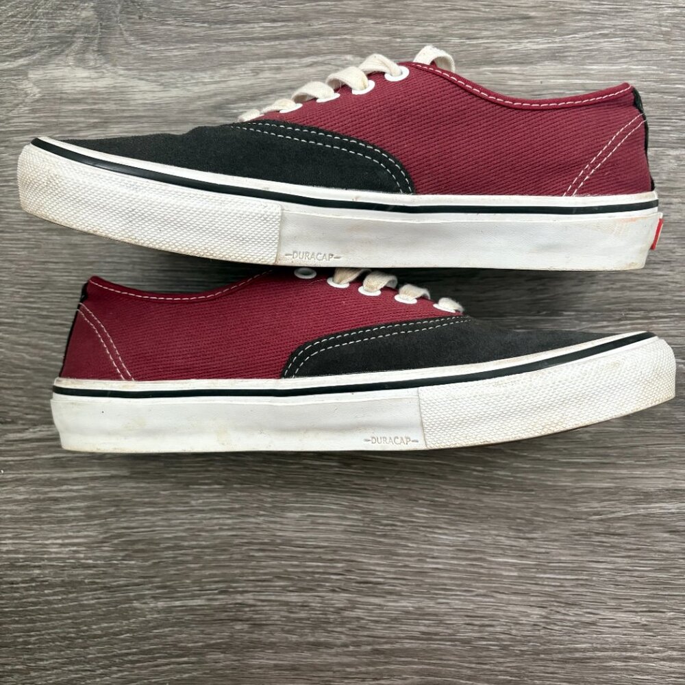 MENS VANS SIZE 9